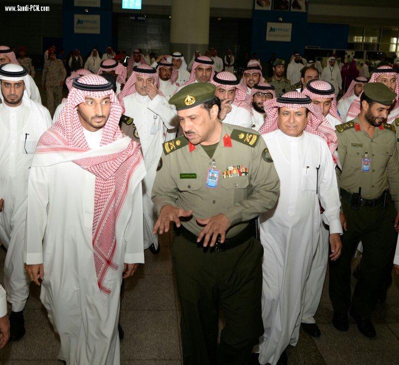 نائب أمير مكة يتفقد صالات الحج بمطار الملك عبدالعزيز بجدة